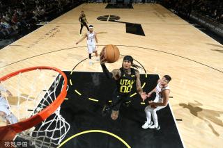 外线出手都 外线出手都